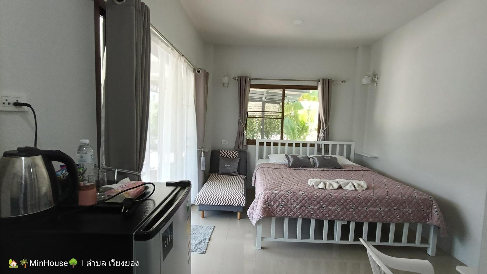 Hotel Min House Lamphun Esterno foto